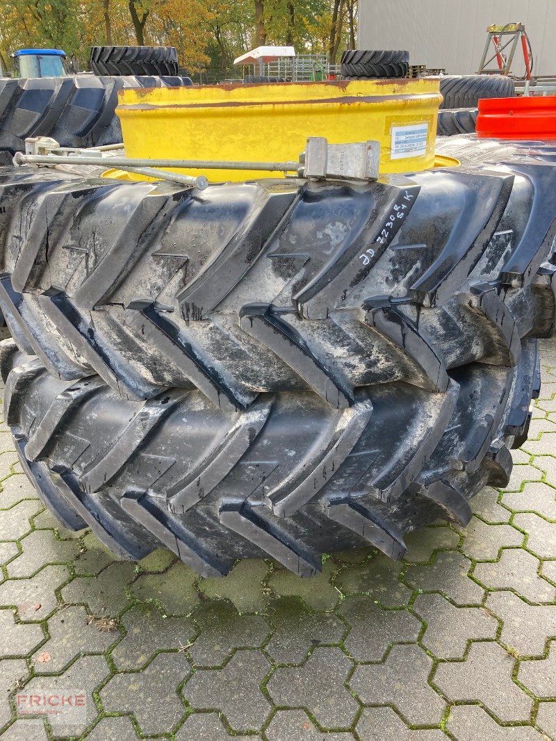 Zwillingsrad del tipo Michelin 520/85 R 46 (2 Stück), Gebrauchtmaschine In Heeslingen (Immagine 1)