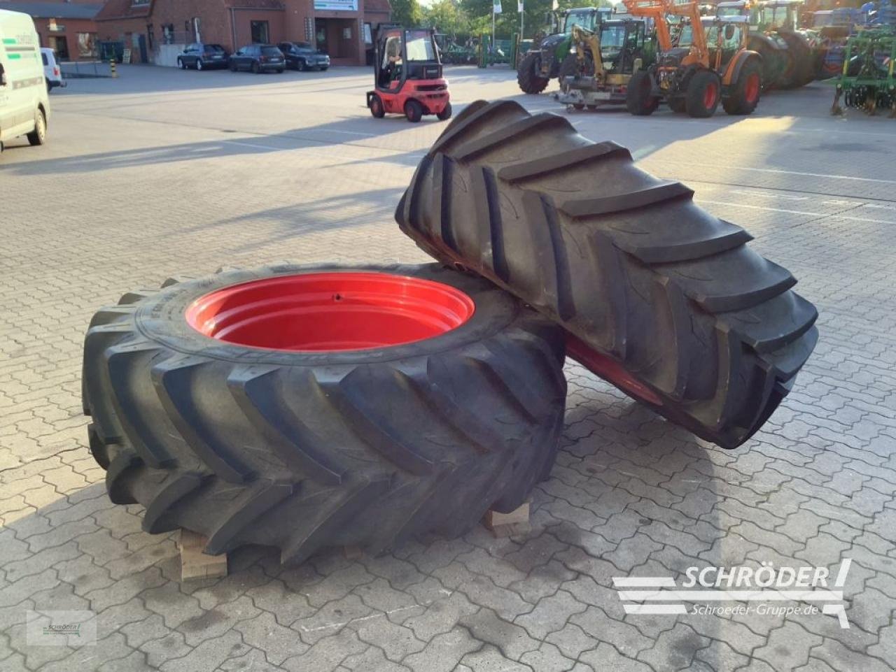 Zwillingsrad del tipo Michelin 600/60 R38, Gebrauchtmaschine In Wildeshausen (Immagine 5)