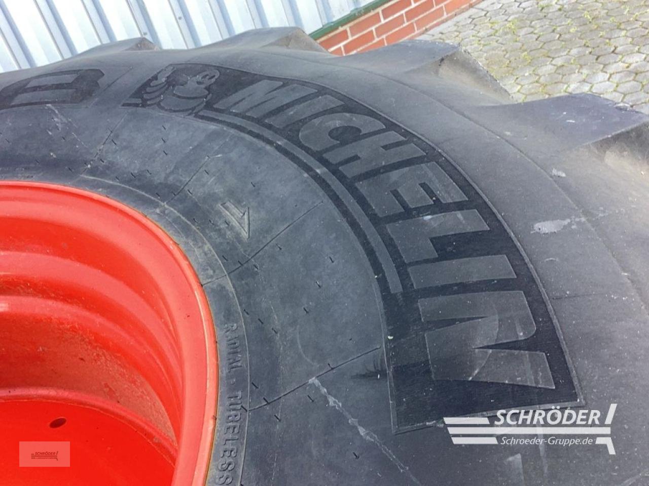 Zwillingsrad del tipo Michelin IF 650/85 R38, Gebrauchtmaschine In Norden (Immagine 3)