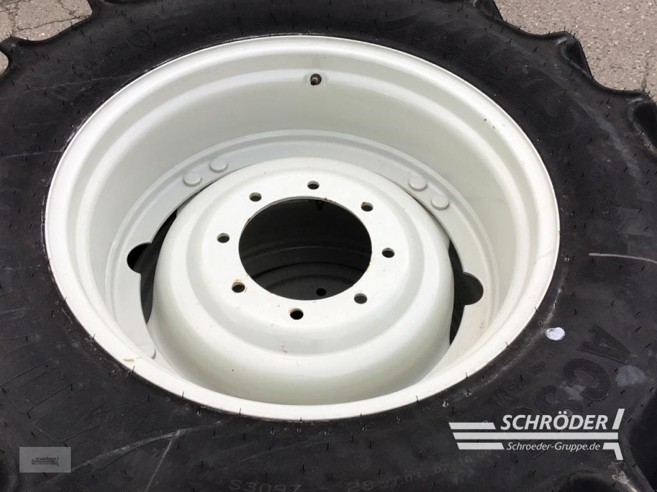 Zwillingsrad a típus Mitas 2X 340/85 R28 / 2X 420/85 R38, Neumaschine ekkor: Penzlin (Kép 7)