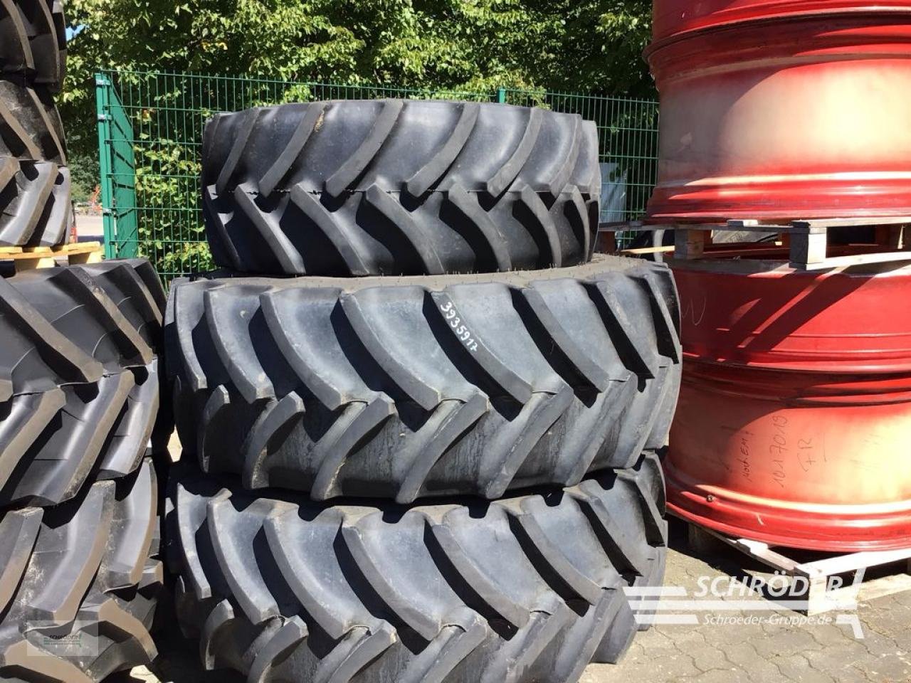 Zwillingsrad del tipo Mitas 2X 540/65 R34 / 2X 440/65 R24, Gebrauchtmaschine en Friedland (Imagen 1)