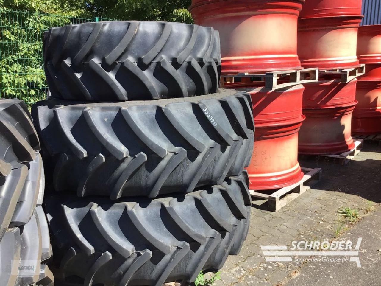 Zwillingsrad del tipo Mitas 2X 540/65 R34 / 2X 440/65 R24, Gebrauchtmaschine en Friedland (Imagen 2)