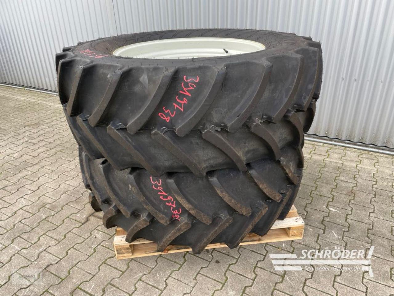 Zwillingsrad типа Mitas 2X 540/65 R34, Neumaschine в Wildeshausen (Фотография 4)