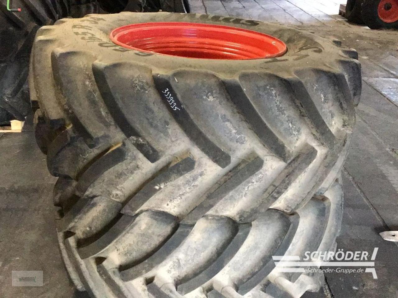 Zwillingsrad tip Mitas FENDT KOMPLETTRÄDER 650/65R34+710/75R42, Gebrauchtmaschine in Penzlin (Poză 1)