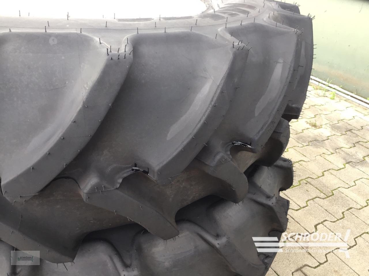 Zwillingsrad du type Mitas RÄDER 380/85 R 28, Neumaschine en Wildeshausen (Photo 5)