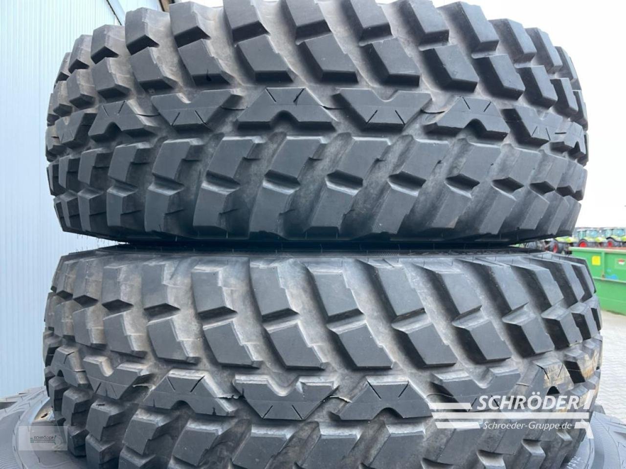 Zwillingsrad typu Nokian 440/80 R28 + 540/80 R38 / FENDT 700 ER, Gebrauchtmaschine v Wildeshausen (Obrázek 4)