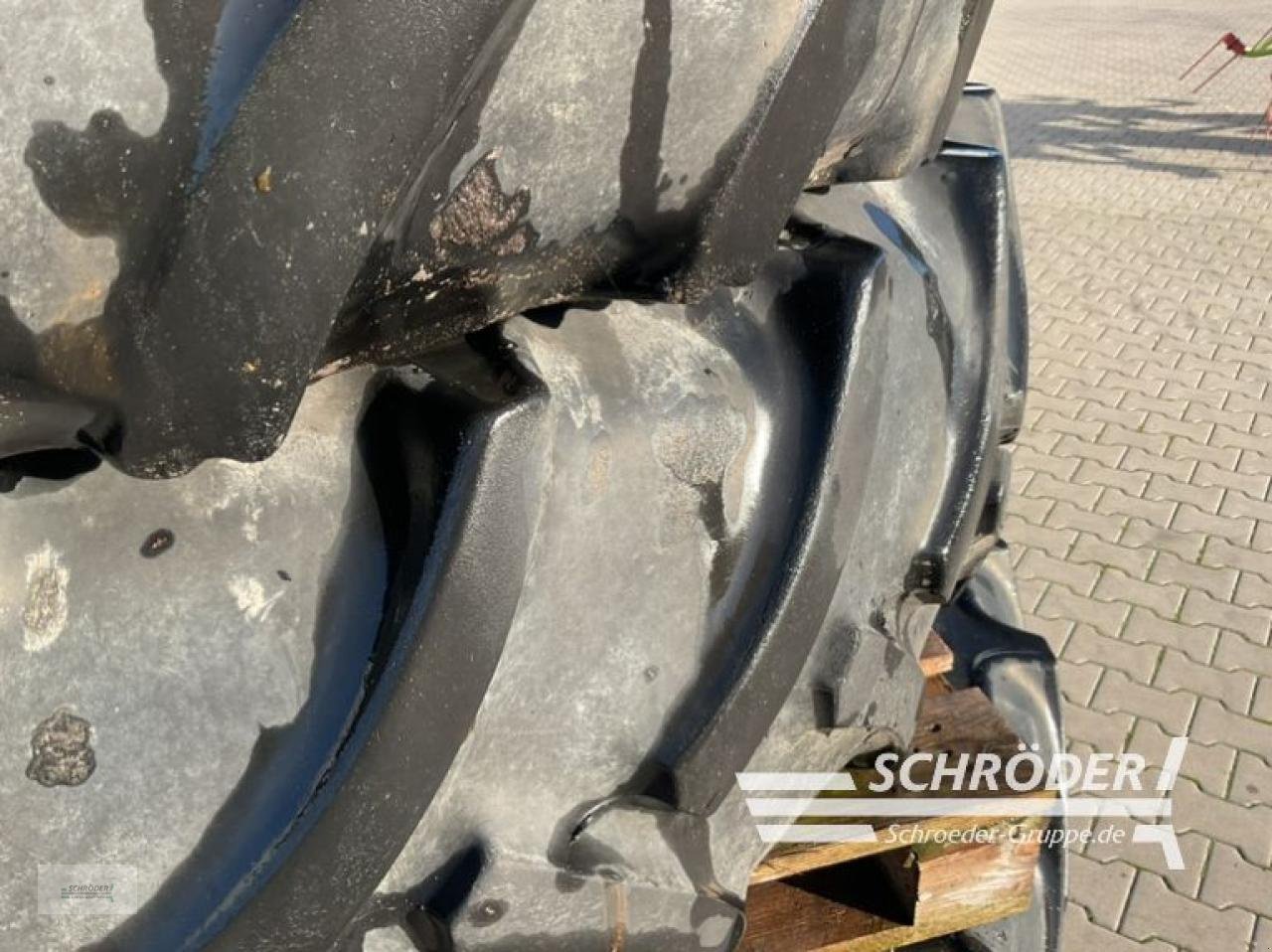 Zwillingsrad tip Sonstige FENDT PFLEGERÄDER 380/85R30 + 380/90R46, Gebrauchtmaschine in Holdorf (Poză 3)