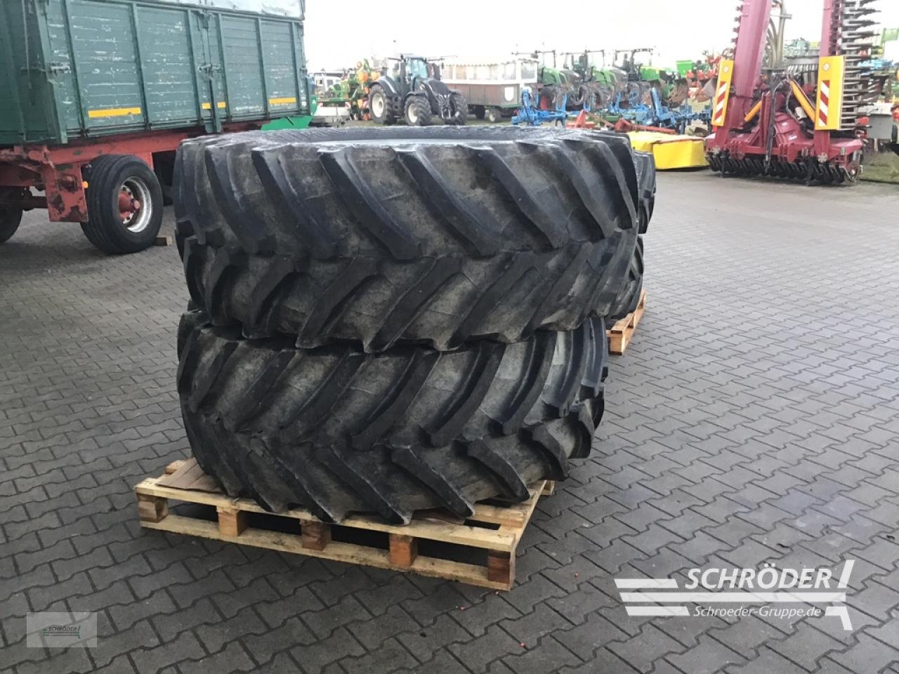 Zwillingsrad del tipo Trelleborg 540/65 R 28 + 650/65 R 38, Gebrauchtmaschine en Norden (Imagen 3)