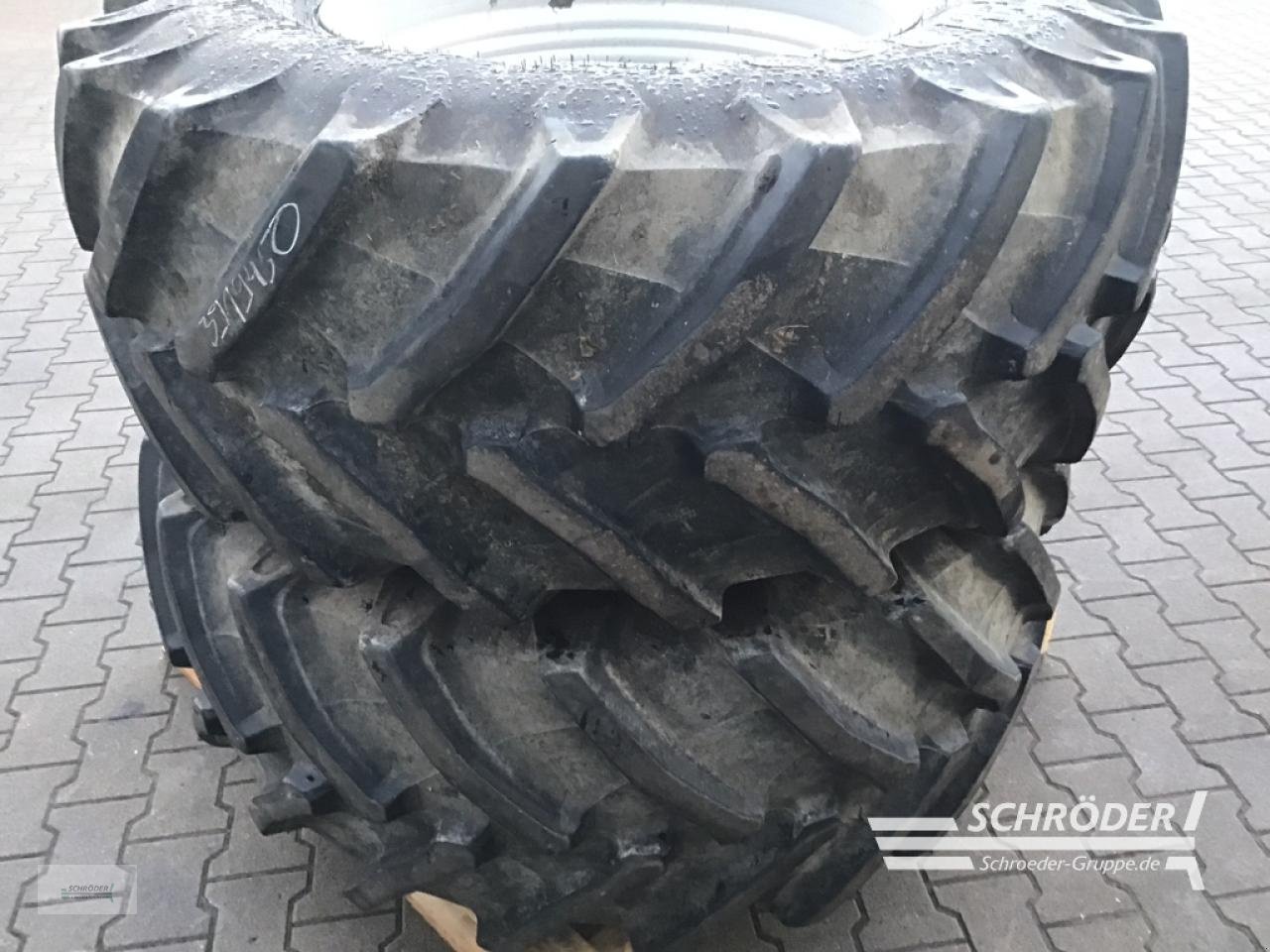 Zwillingsrad typu Trelleborg 540/65 R 28 + 650/65 R 38, Gebrauchtmaschine w Norden (Zdjęcie 4)