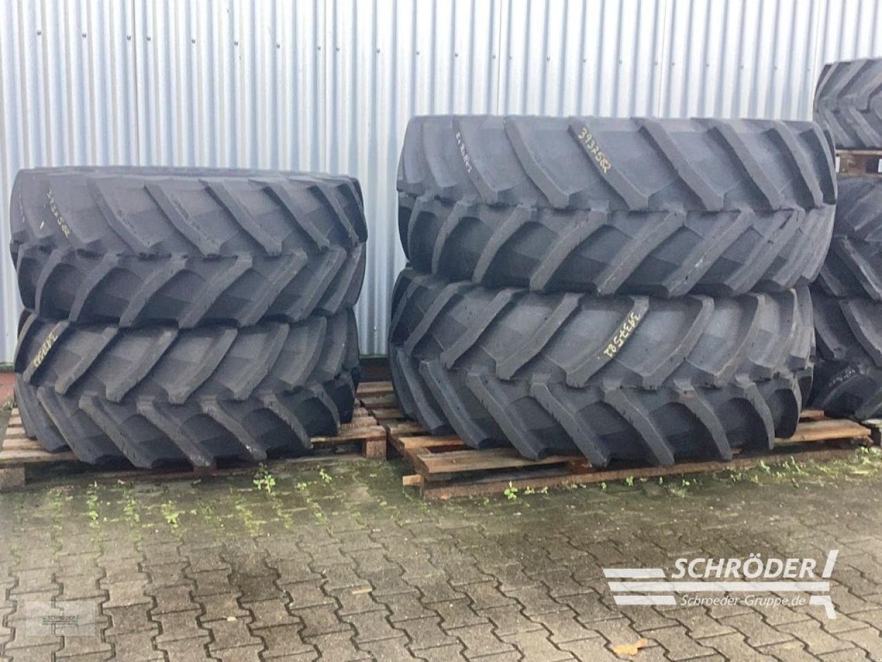 Zwillingsrad typu Trelleborg 600/70 R28 + 710/70 R42, Gebrauchtmaschine w Lastrup (Zdjęcie 1)