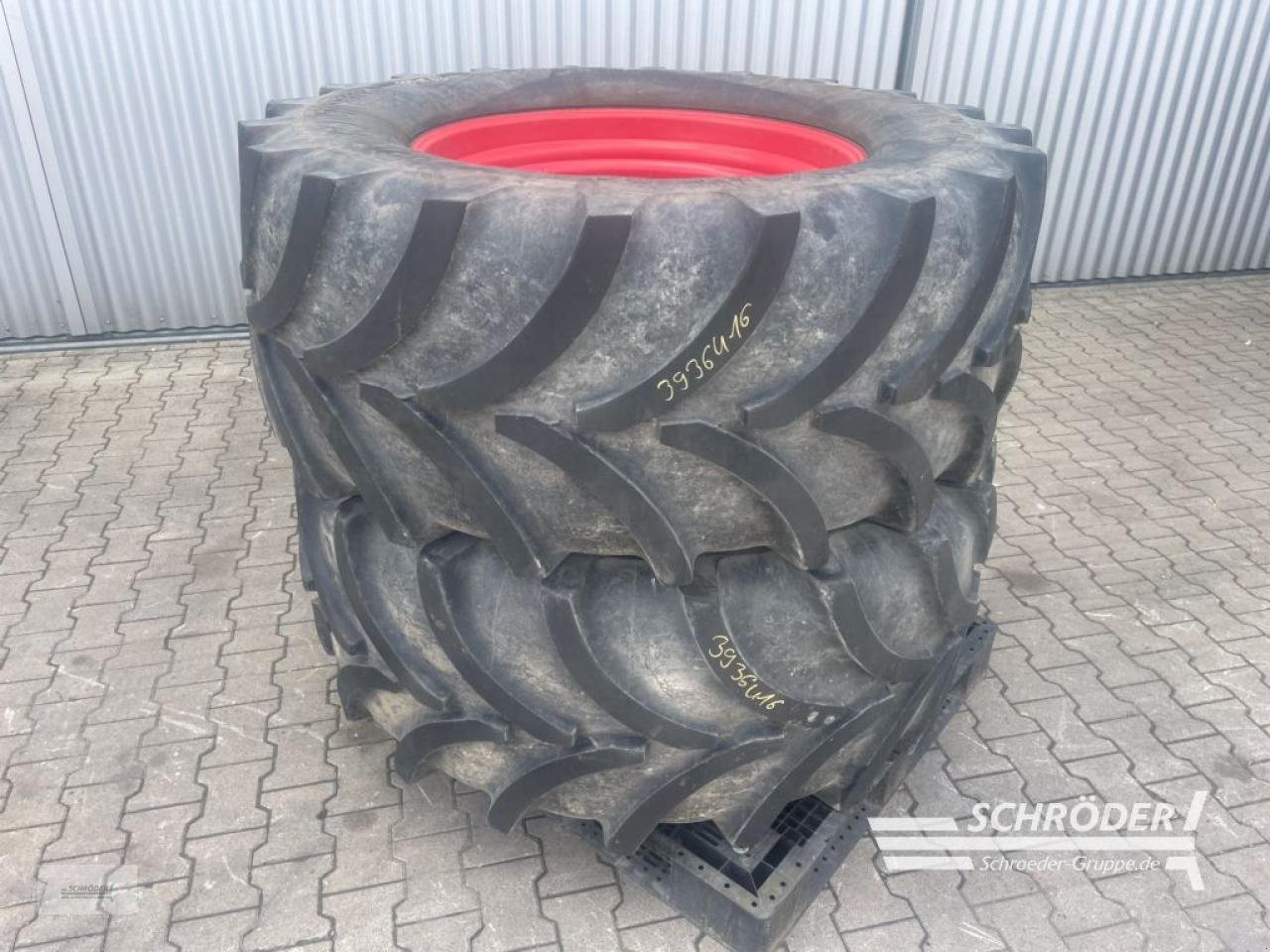 Zwillingsrad van het type Vredestein 2X 600/65 R34, Gebrauchtmaschine in Wildeshausen (Foto 1)