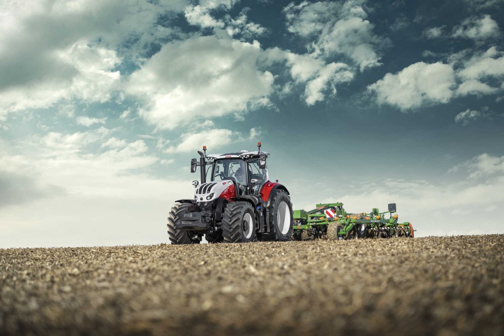 Der neue Steyr 6280 Absolut CVT hat über 300 PS. Die letzten drei Ziffern der neuen Bezeichnung 6280 geben die Leistung ohne Boost an.
© Steyr/CNH Industrial