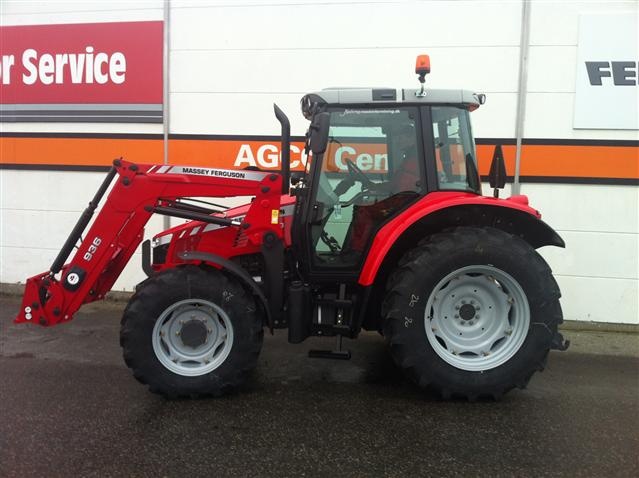 Tractor Massey Ferguson 5450 - technikboerse.com