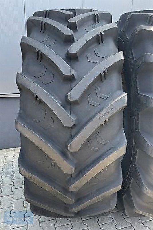 Reifen typu Sonstige 710/75R42 175D--XLR 880--HIGH SPEED--, Neumaschine v Ennigerloh (Obrázok 4)