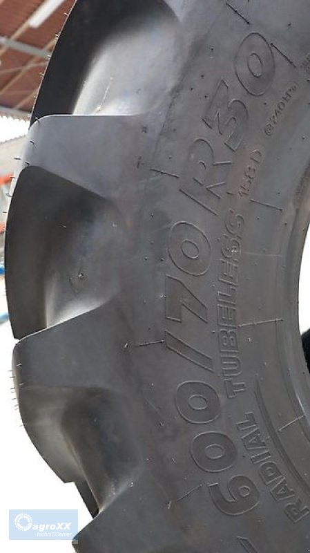 Reifen del tipo Michelin MachXBIB--600/70R30--158D--NEU--SONDERPOSTEN--BEGRENZTE STÜCKZAHL--, Neumaschine en Ennigerloh (Imagen 15)