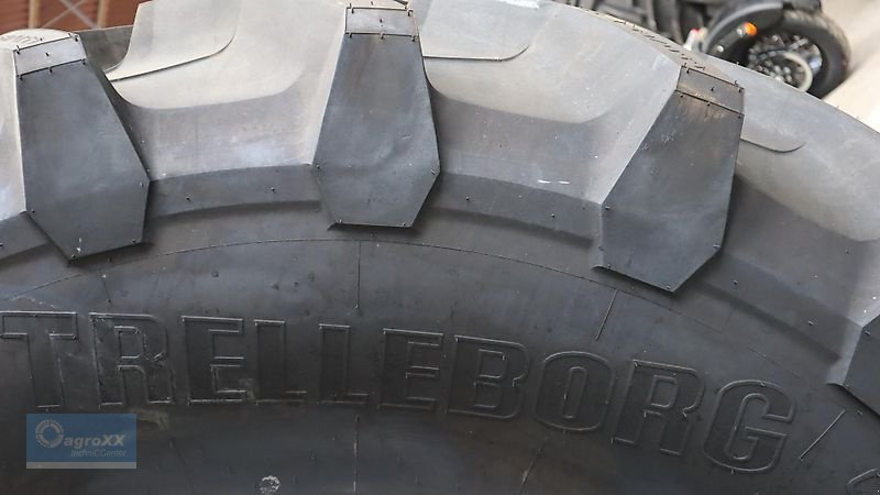 Reifen от тип Trelleborg 650/85R38 --TM900 --HIGH POWER--NEU--SONDERPOSTEN--REIFEN MIT KLEINER MACKE--, Neumaschine в Ennigerloh (Снимка 9)