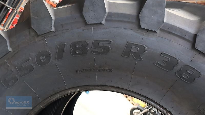 Reifen типа Trelleborg 650/85R38 --TM900 --HIGH POWER--NEU--SONDERPOSTEN--REIFEN MIT KLEINER MACKE--, Neumaschine в Ennigerloh (Фотография 10)