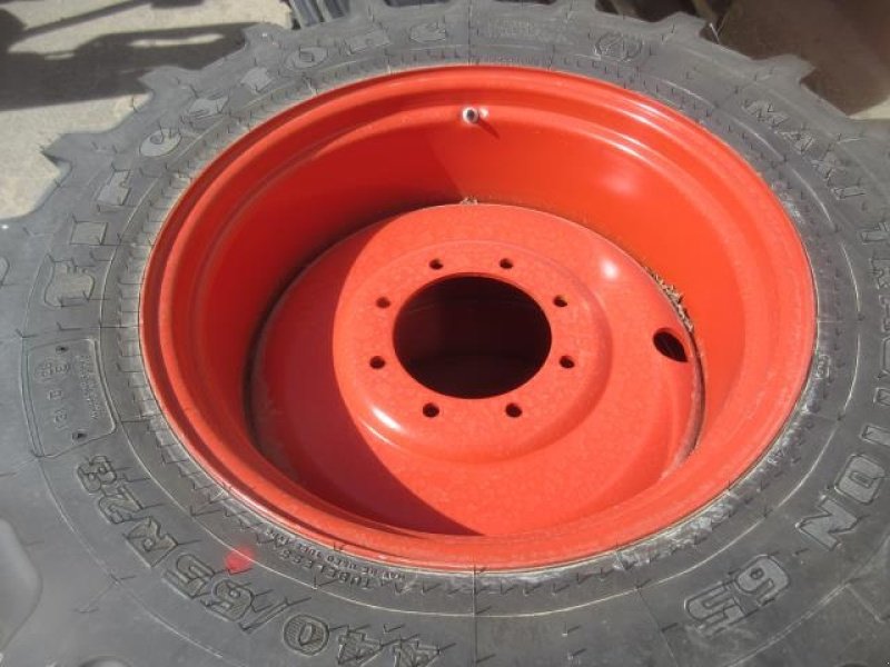 Rad del tipo Firestone 440/65X28, Gebrauchtmaschine en Tim (Imagen 2)