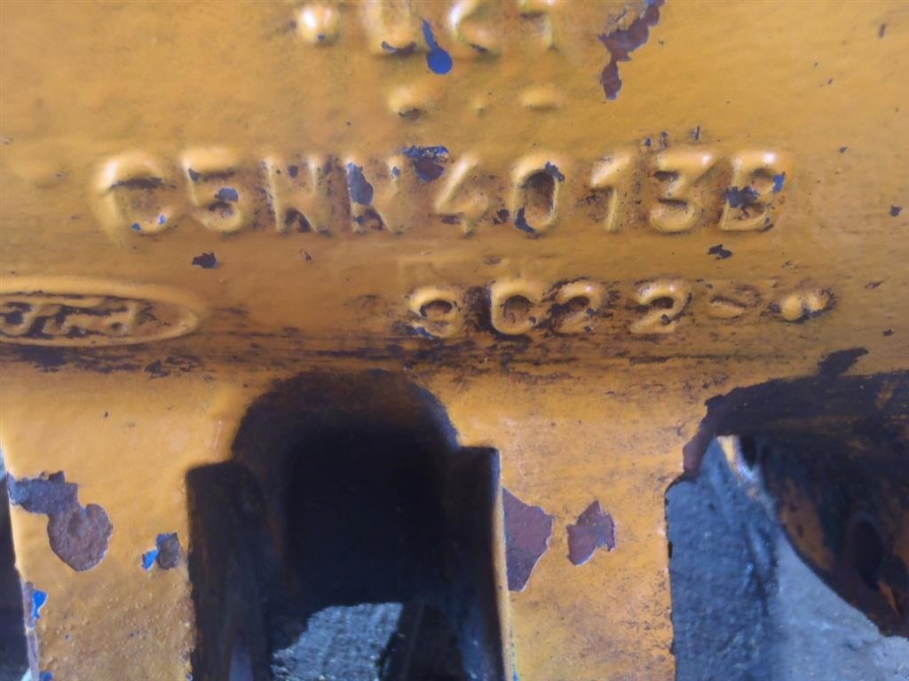 Sonstiges Traktorzubehör za tip Ford 4610 Bagaksel V / Rear axle L, Gebrauchtmaschine u Viborg (Slika 2)