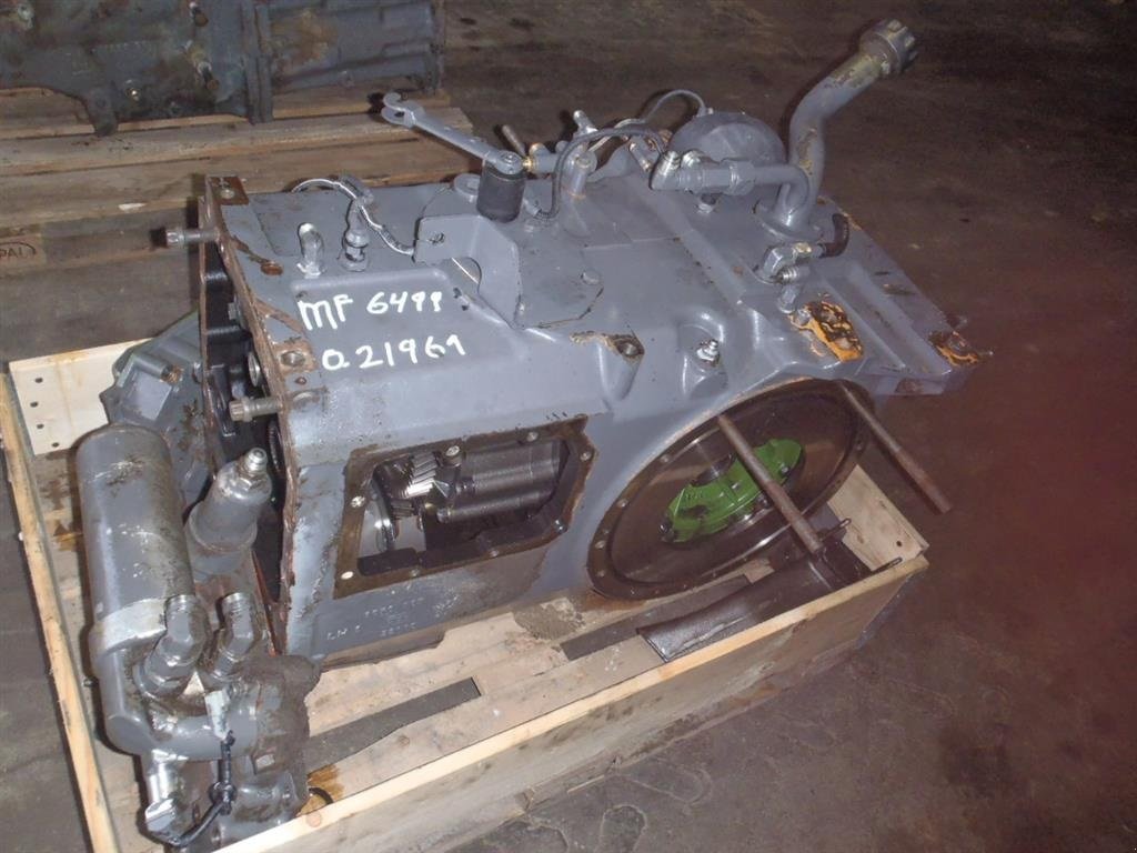 Sonstiges Traktorzubehör от тип Massey Ferguson 6499 Bagtøj / Rear Transmission, Gebrauchtmaschine в Viborg (Снимка 1)