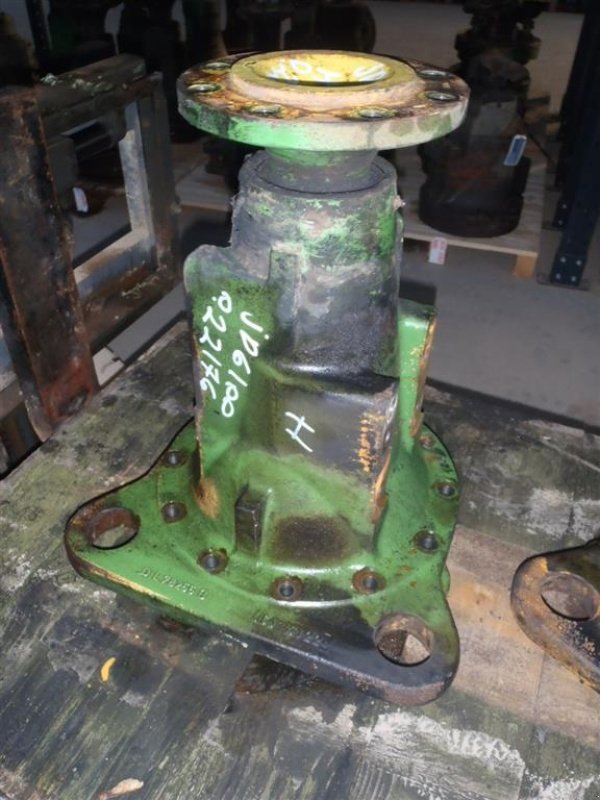 Sonstiges Traktorzubehör του τύπου John Deere 6100 Bag aksel H / Rear Axle R, Gebrauchtmaschine σε Viborg (Φωτογραφία 1)