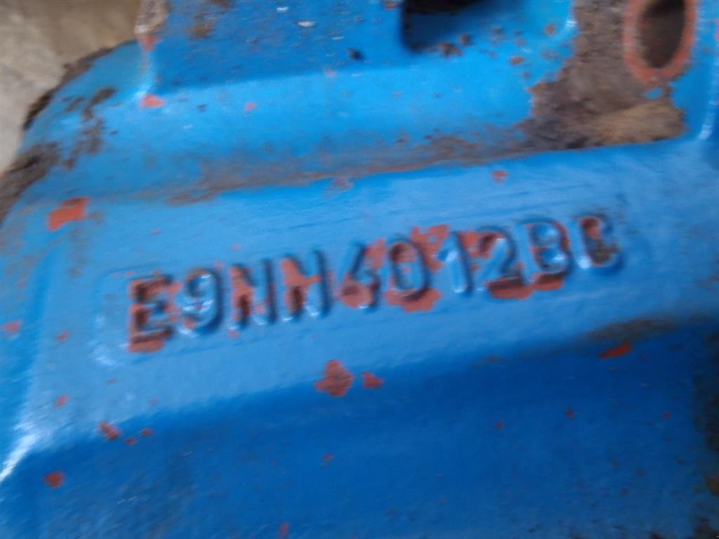 Sonstiges Traktorzubehör του τύπου Ford 7740 Bagaksel H / Rear axle R, Gebrauchtmaschine σε Viborg (Φωτογραφία 2)