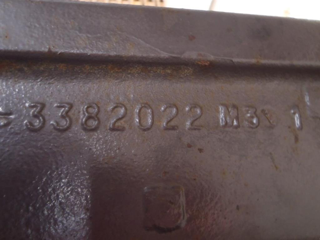 Sonstiges Traktorzubehör du type Massey Ferguson 3060 Bagaksel V / Rear axle L, Gebrauchtmaschine en Viborg (Photo 2)