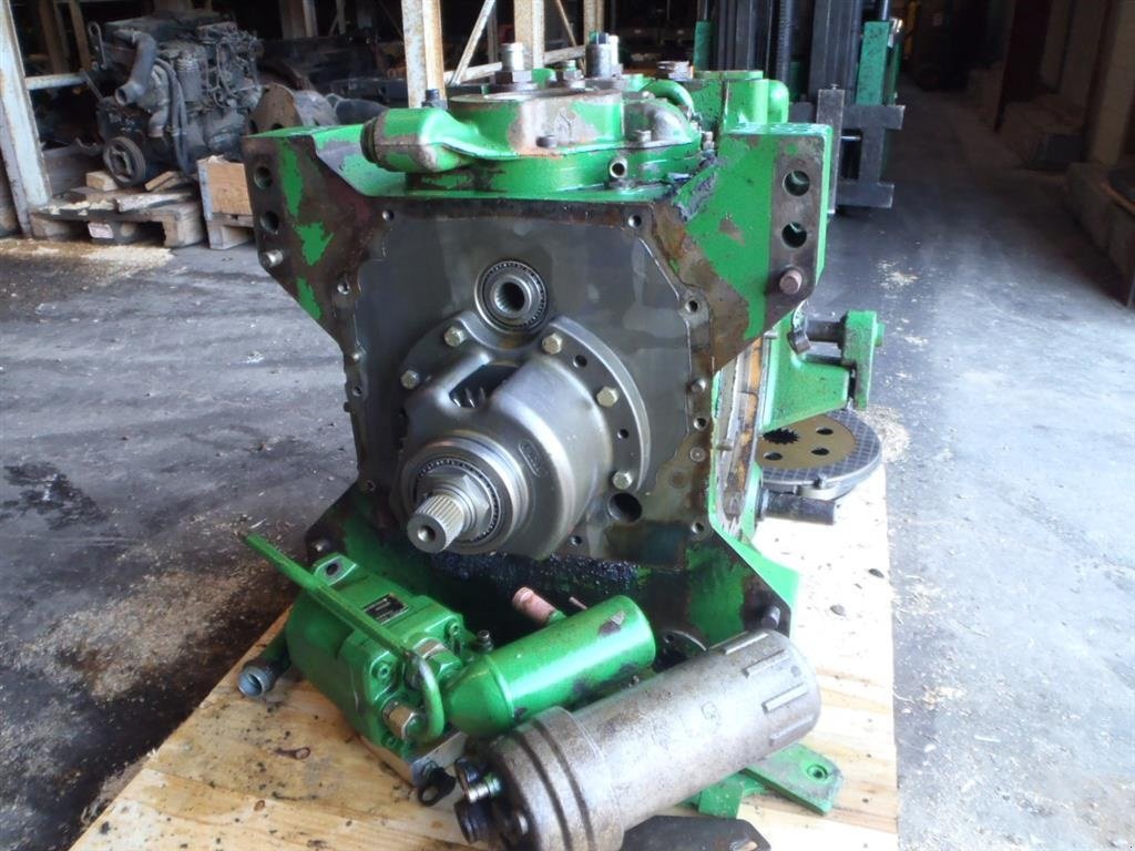 Sonstiges Traktorzubehör του τύπου John Deere 6930 Bagtøj / Rear Transmission, Gebrauchtmaschine σε Viborg (Φωτογραφία 1)