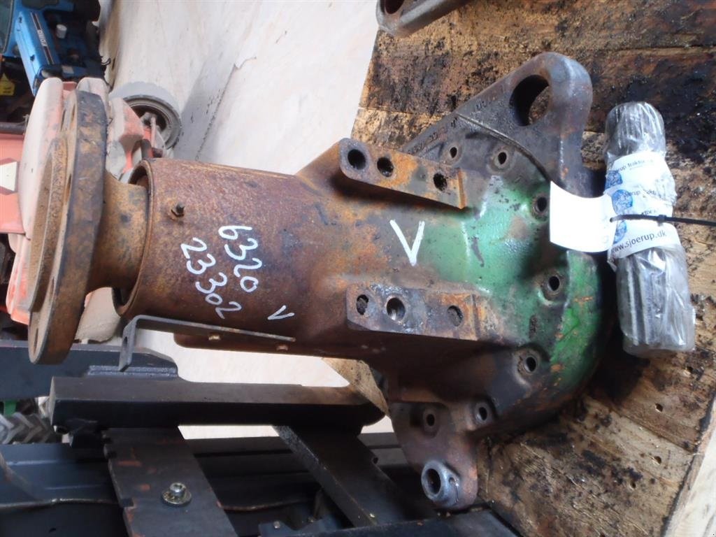 Sonstiges Traktorzubehör του τύπου John Deere 6320 Bagaksel V / Rear Axle L, Gebrauchtmaschine σε Viborg (Φωτογραφία 1)