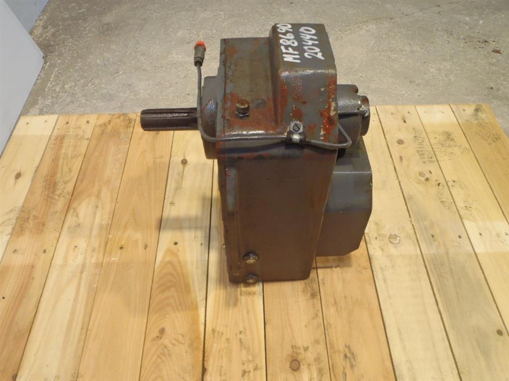 Sonstiges Traktorzubehör του τύπου Massey Ferguson 8690 Front PTO, Gebrauchtmaschine σε Viborg (Φωτογραφία 4)