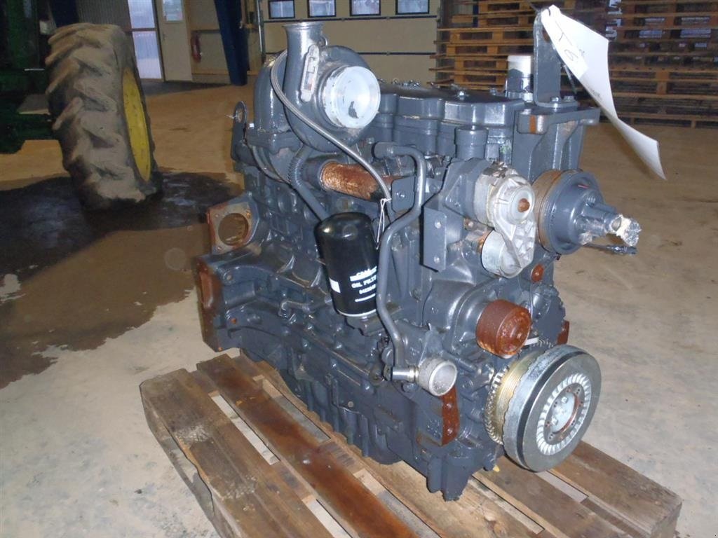 Sonstiges от тип New Holland TS135A Motor, Gebrauchtmaschine в Viborg (Снимка 4)