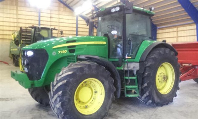 Traktor typu John Deere 7730TLS -07, Gebrauchtmaschine v Västerås (Obrázek 1)