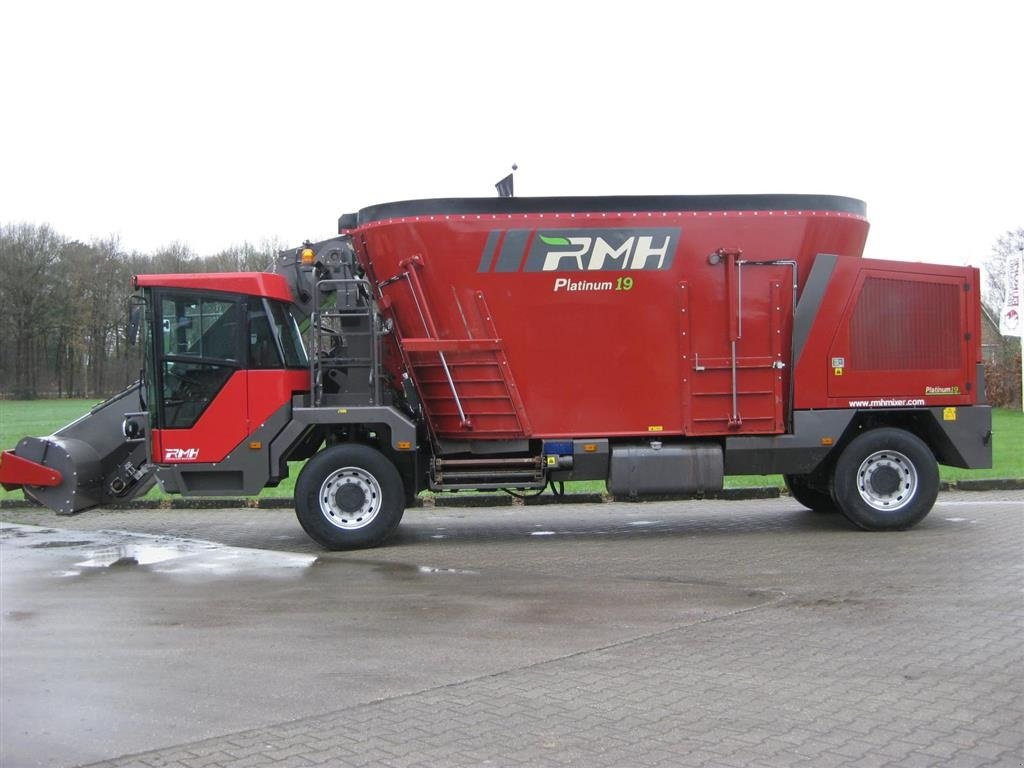 Futterverteilwagen del tipo RMH Platinum 19, Gebrauchtmaschine en Gram (Imagen 3)