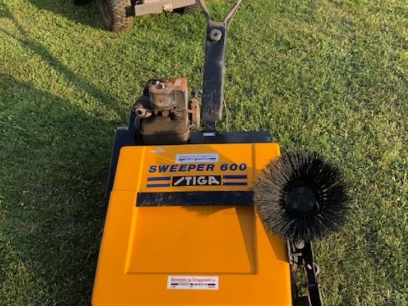 Anbaukehrmaschine tip Stiga SWEEPER 600, Gebrauchtmaschine in Viborg (Poză 1)