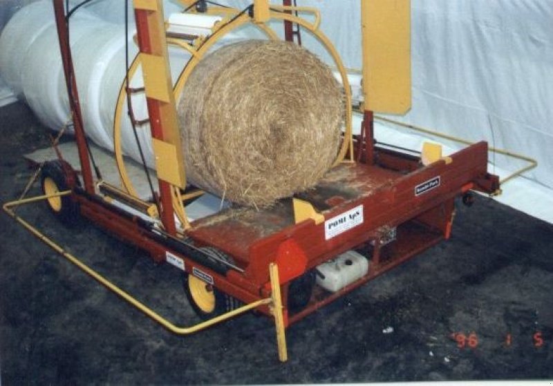 Ballenwickler του τύπου Pomi Kombi-Pack Fabriksny, Gebrauchtmaschine σε Nørager (Φωτογραφία 1)