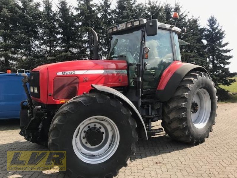 Massey Ferguson 8240 Tractor, 36396 Steinau-Rebsdorf - technikboerse.com