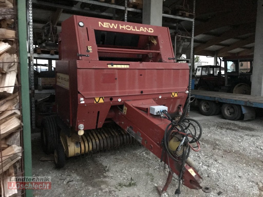 Rundballenpresse typu New Holland 640 B Bale Command, Gebrauchtmaschine v Mühldorf (Obrázek 1)