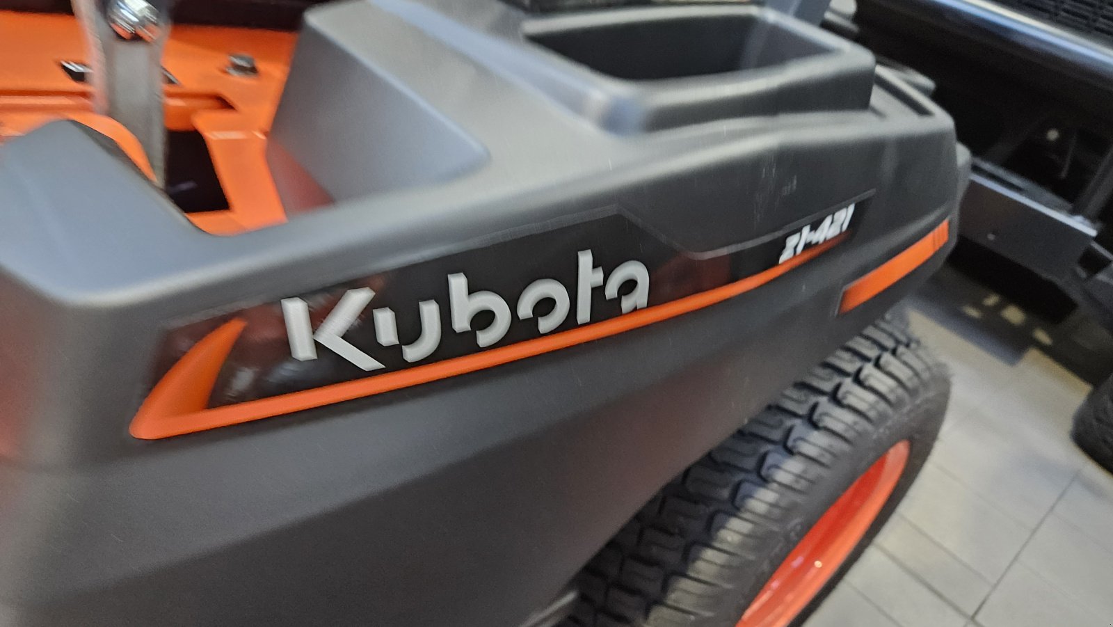 Sitzrasenmäher a típus Kubota Z1-421, Neumaschine ekkor: Olpe (Kép 3)