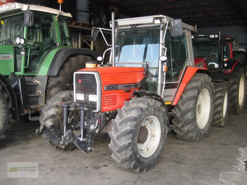 Massey Ferguson 3060 Tractor - technikboerse.com