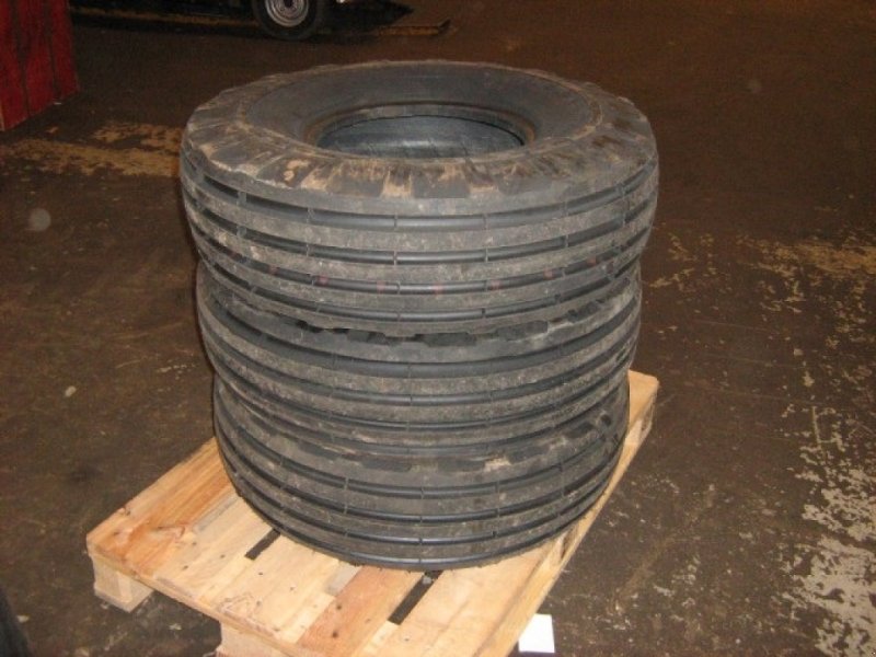 Reifen tipa Sonstige 12-16 Russer dæk, Gebrauchtmaschine u Ribe (Slika 1)
