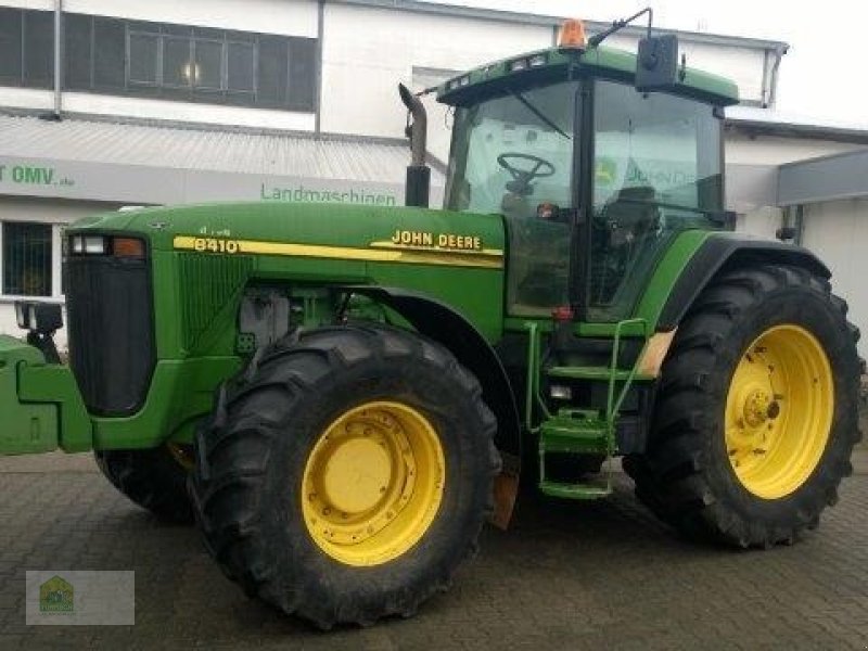 John Deere 8410 Traktor