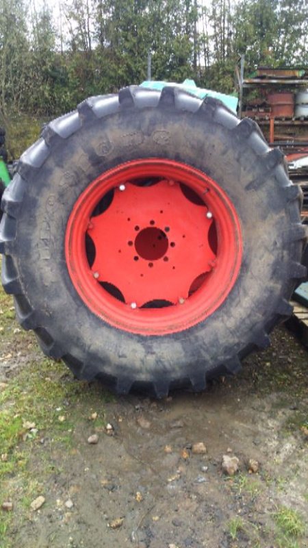 Komplettradsatz типа Firestone 540/65 r 28 radial 9000, Gebrauchtmaschine в BLESMES (Фотография 2)