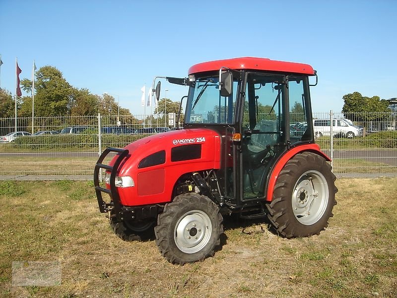 Weinbautraktor typu Mahindra Mahindra VT254 mit 25PS Traktor www.mahindra24 .com, Neumaschine v Sülzetal OT Osterweddingen (Obrázok 3)