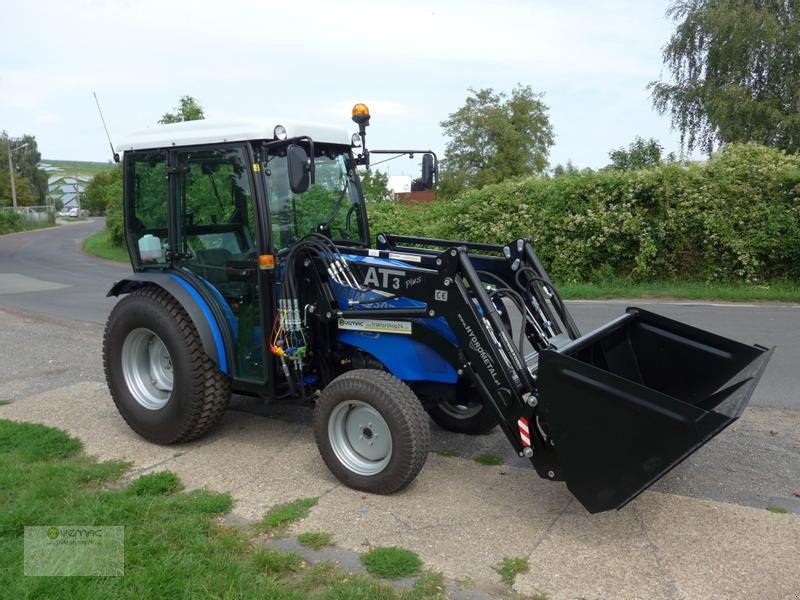 Weinbautraktor van het type Sonstige 550 Kabine Frontlader Schaufel 52PS Perkins Motor Neu, Neumaschine in Sülzetal OT Osterweddingen (Foto 7)