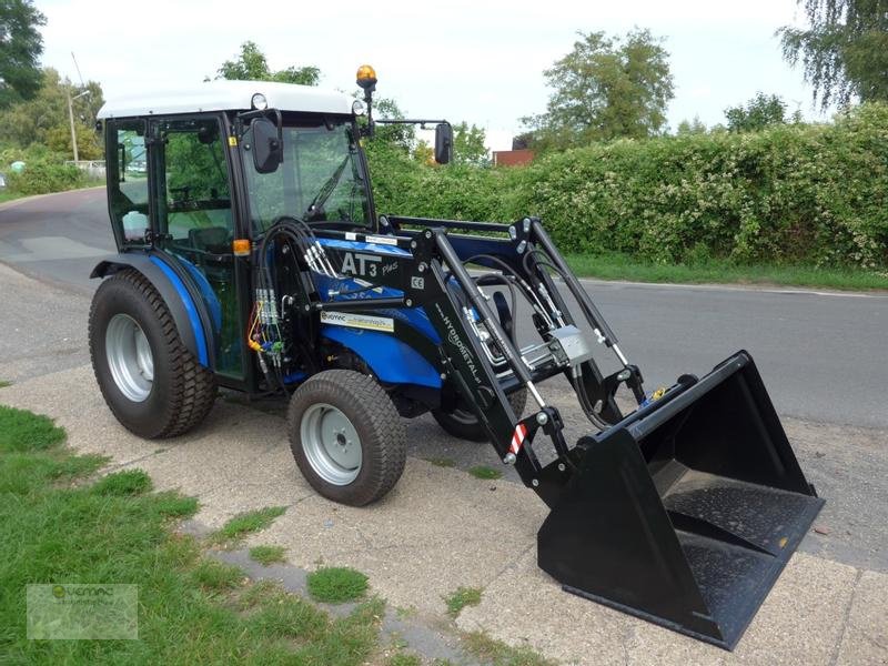 Weinbautraktor van het type Sonstige 550 Kabine Frontlader Schaufel 52PS Perkins Motor Neu, Neumaschine in Sülzetal OT Osterweddingen (Foto 3)