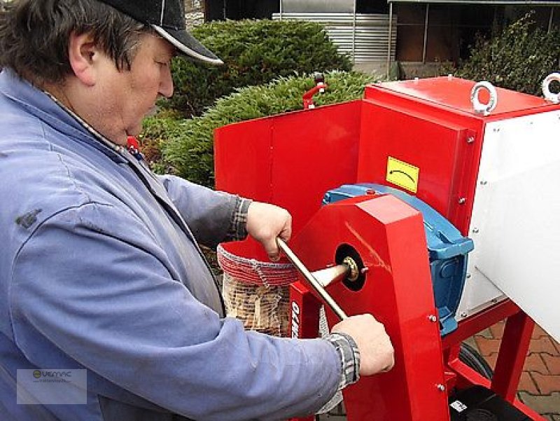 Holzhacker & Holzhäcksler van het type Vemac EM70 Holzhäcksler Häcksler Holzschredder Elektro Motor NEU, Neumaschine in Sülzetal OT Osterweddingen (Foto 11)