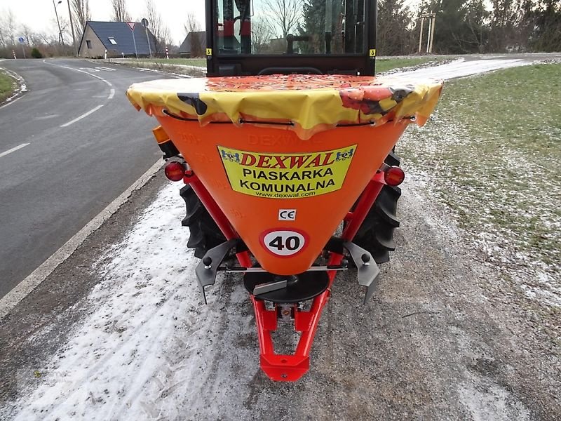 Schneepflug van het type Dexwal Salzstreuer Düngerstreuer Streuer Trichterstreuer 300 Liter, Neumaschine in Sülzetal OT Osterweddingen (Foto 5)