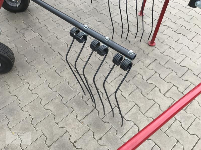 Schwader του τύπου Agromehanika Kreiselschwader 320cm 3,2m Heuschwader Schwader Einkreisel Kreiselheuschwader NEU, Neumaschine σε Sülzetal OT Osterweddingen (Φωτογραφία 15)