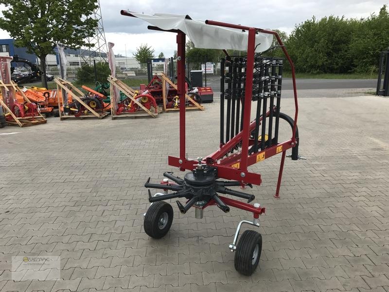 Schwader del tipo Agromehanika Kreiselschwader 320cm 3,2m Heuschwader Schwader Einkreisel Kreiselheuschwader NEU, Neumaschine en Sülzetal OT Osterweddingen (Imagen 4)