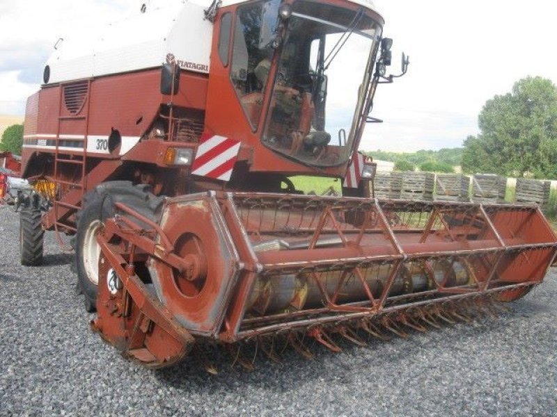 Laverda 3700 Combine harvester - technikboerse.com